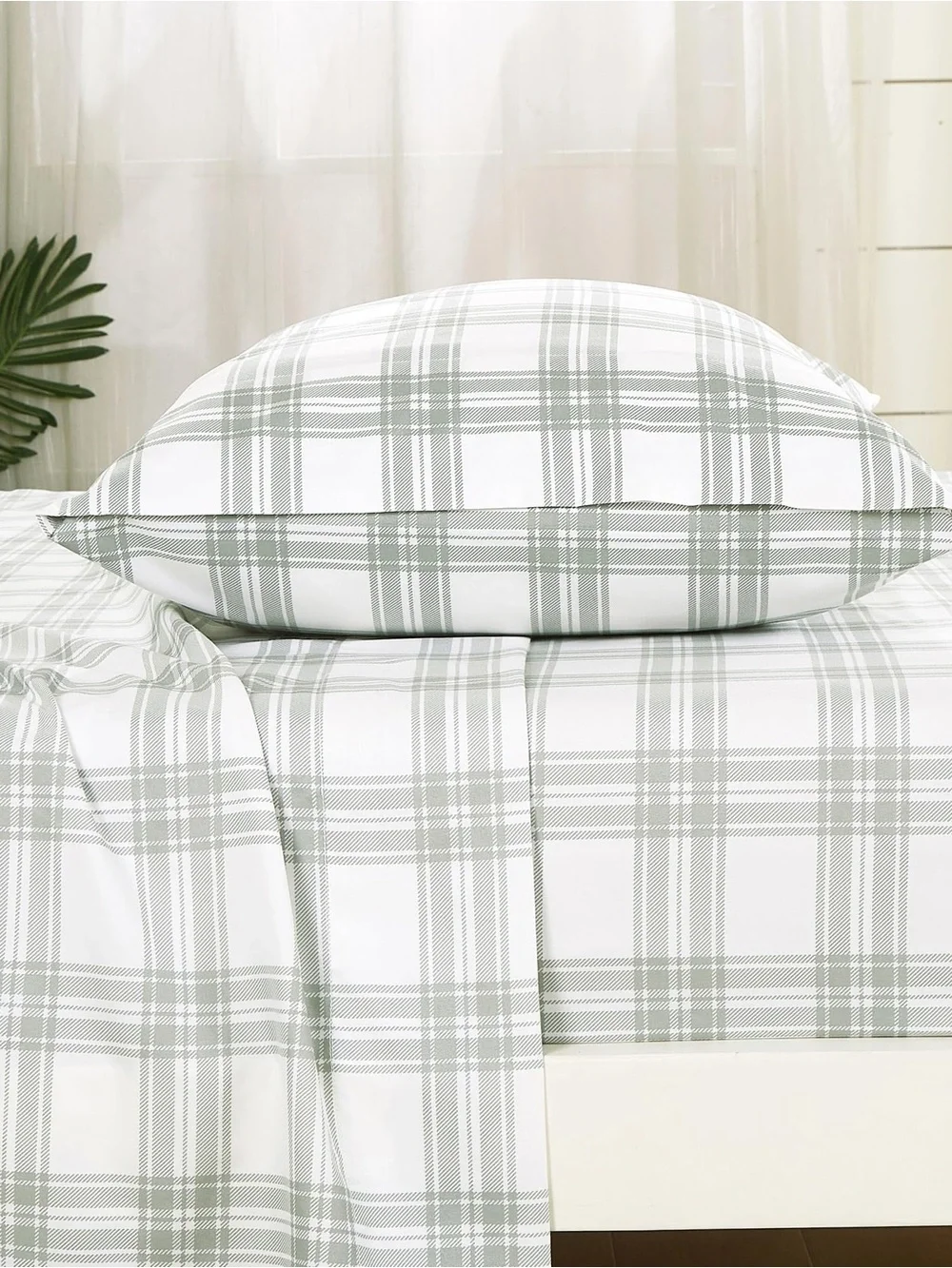 Plaid king 4 piece Sheet Set - White & Sage
